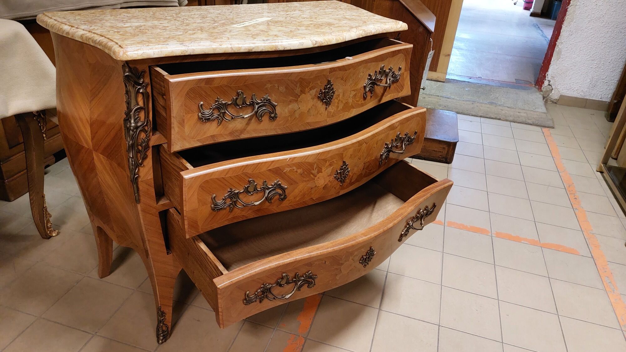 Louis XV style curved chest of drawers in rosewood 3 drawers and marble top