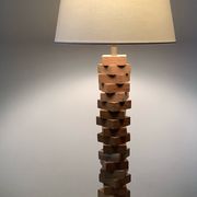 Pied de lampe en bois