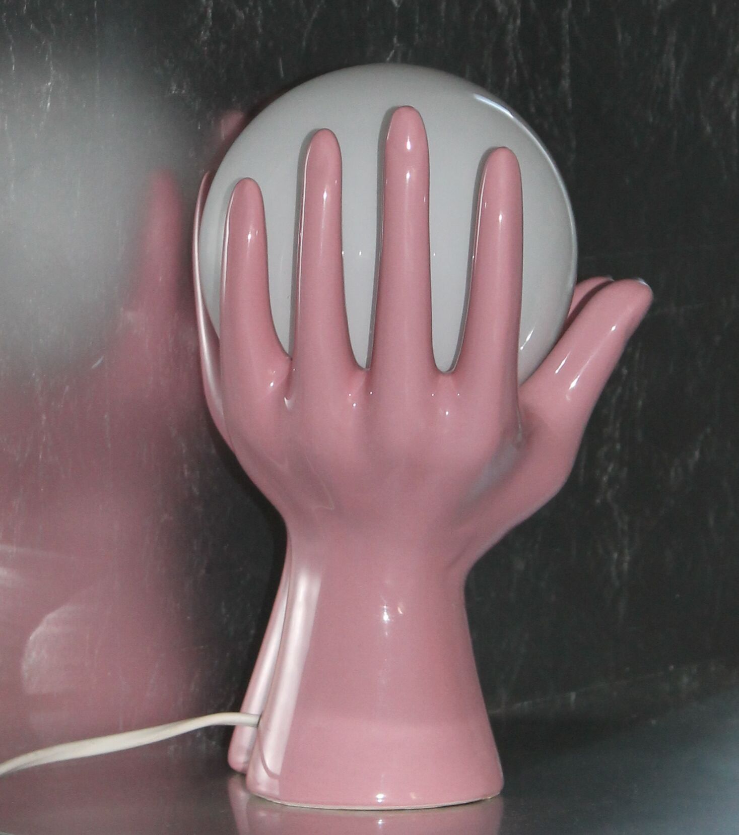 Vintage ceramic hand lamp and opaline globe