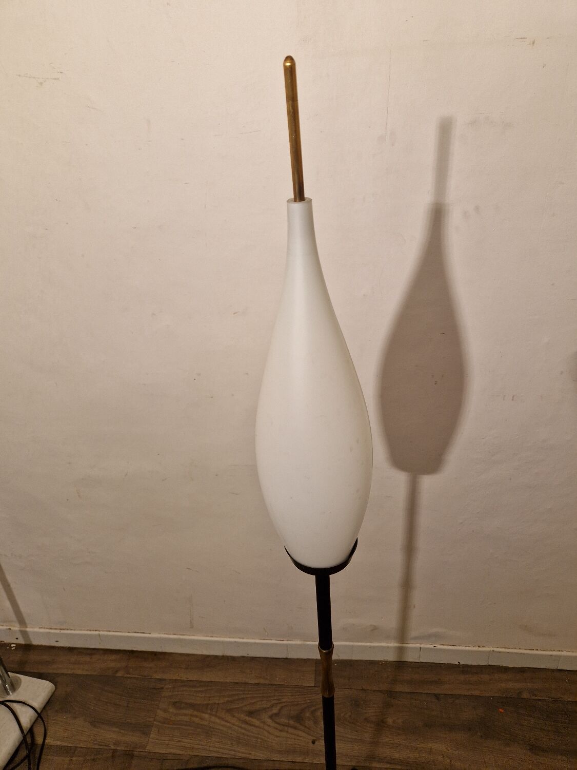 Lampadaire vintage opaline 1960