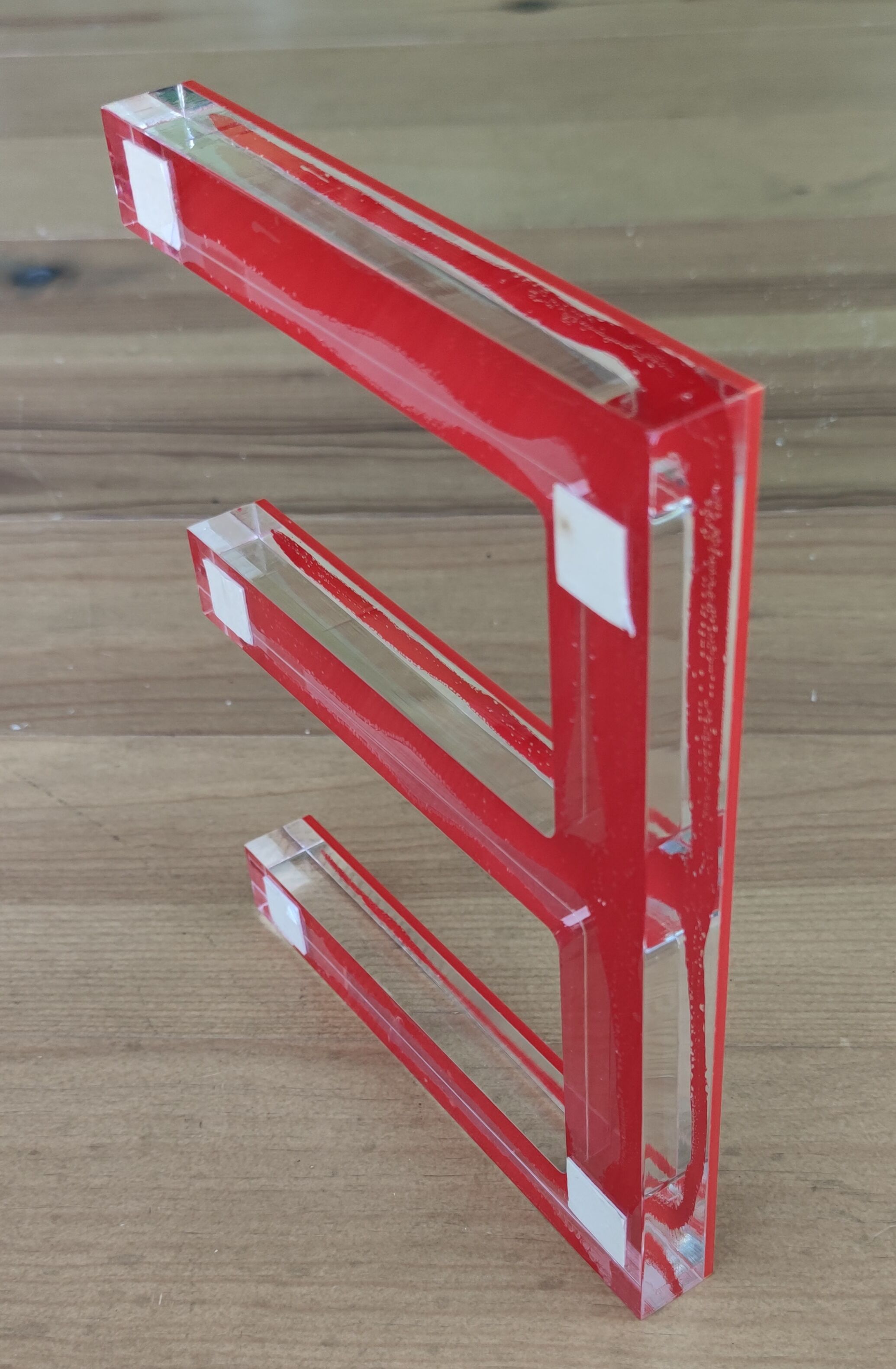 Sign letter in plexi