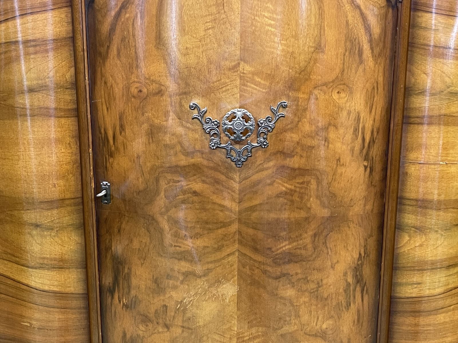 Wardrobe English art deco wardrobe in walnut magnifying glass