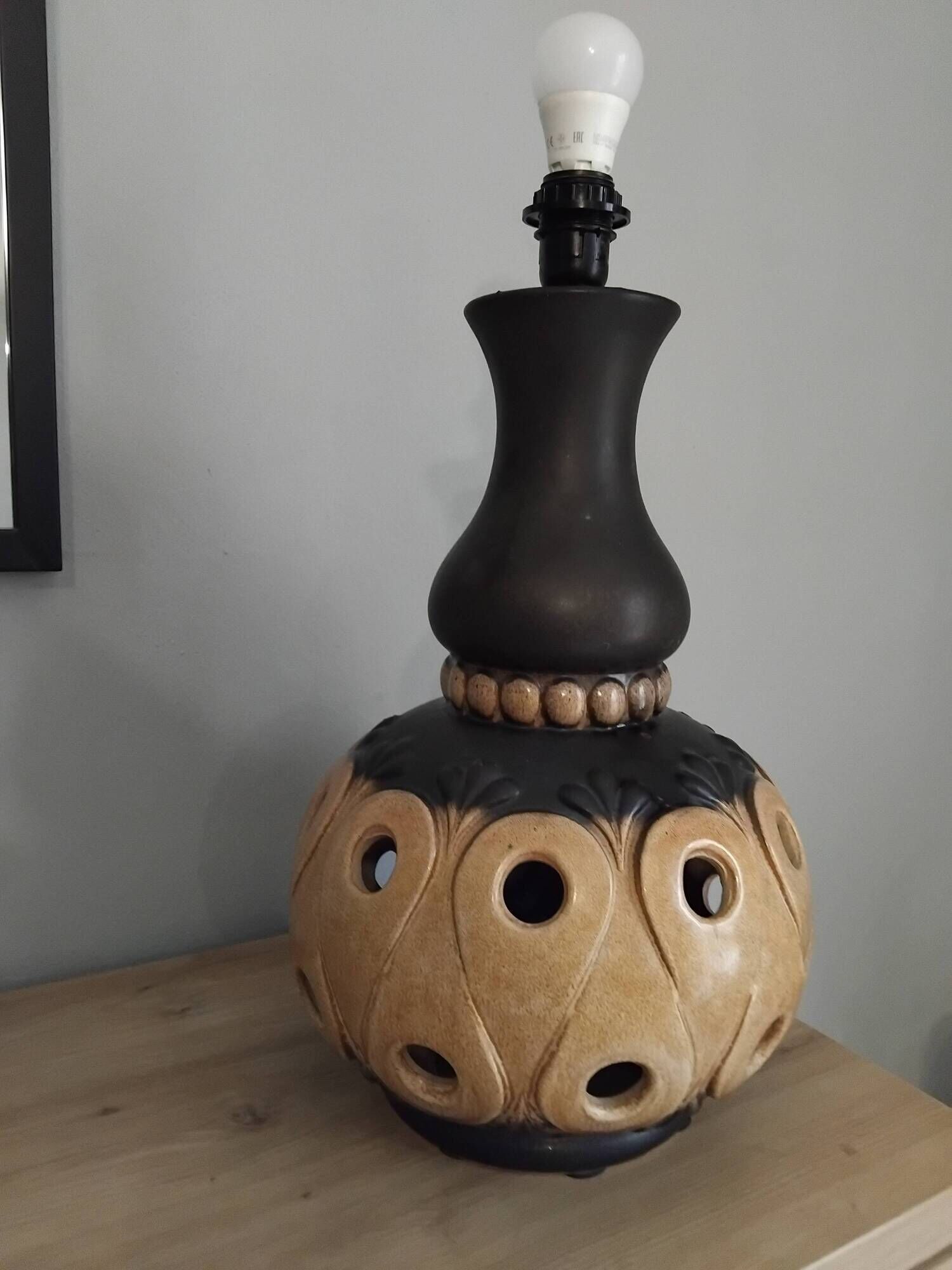 Vintage ceramic sun lamp from the 70s.