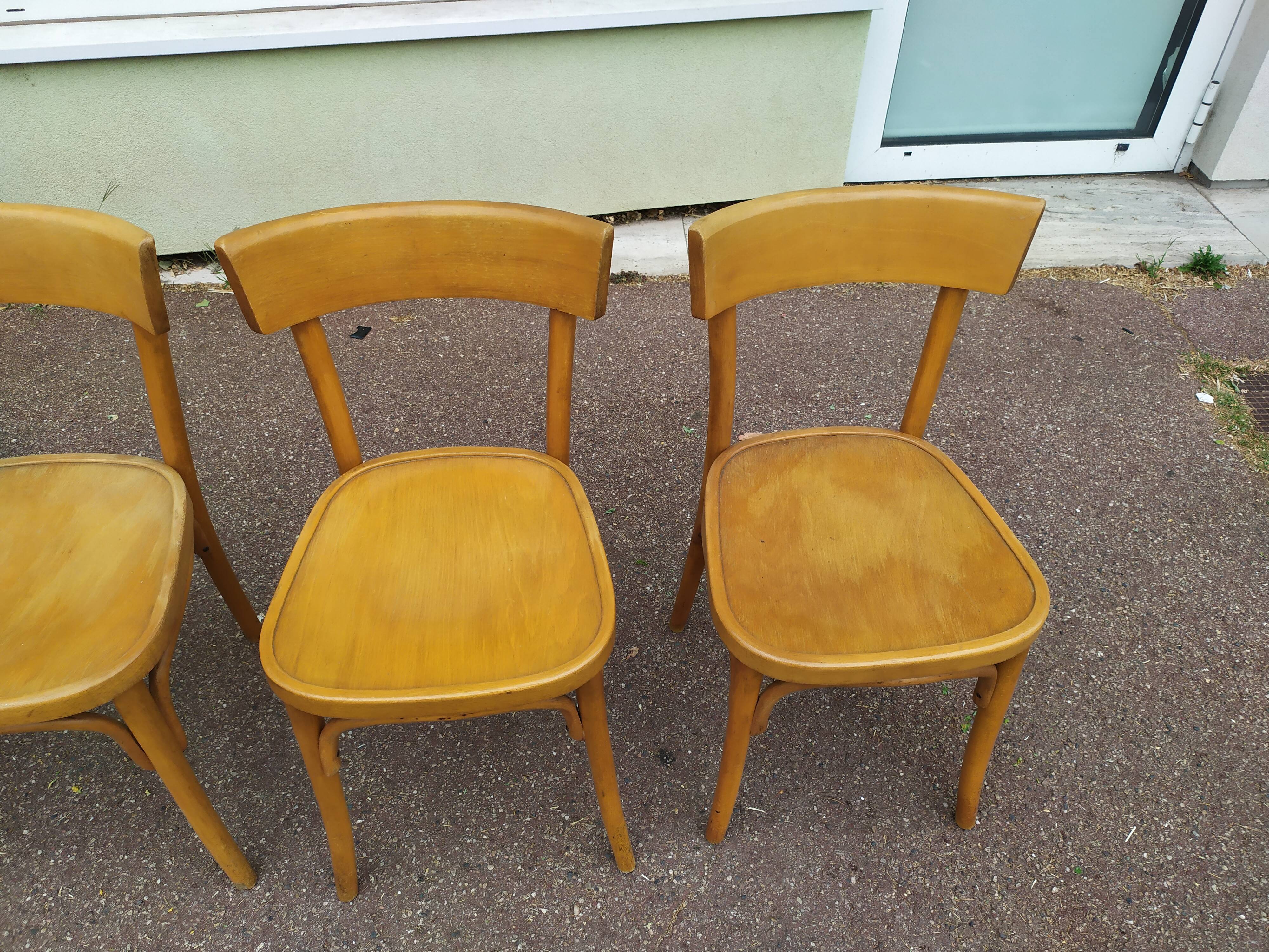 Lot de 4 chaises de bistrot en bois