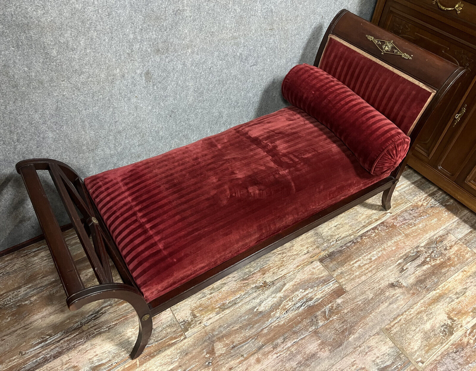 Meridian, daybed, Récamier Empire mahogany nineteenth era