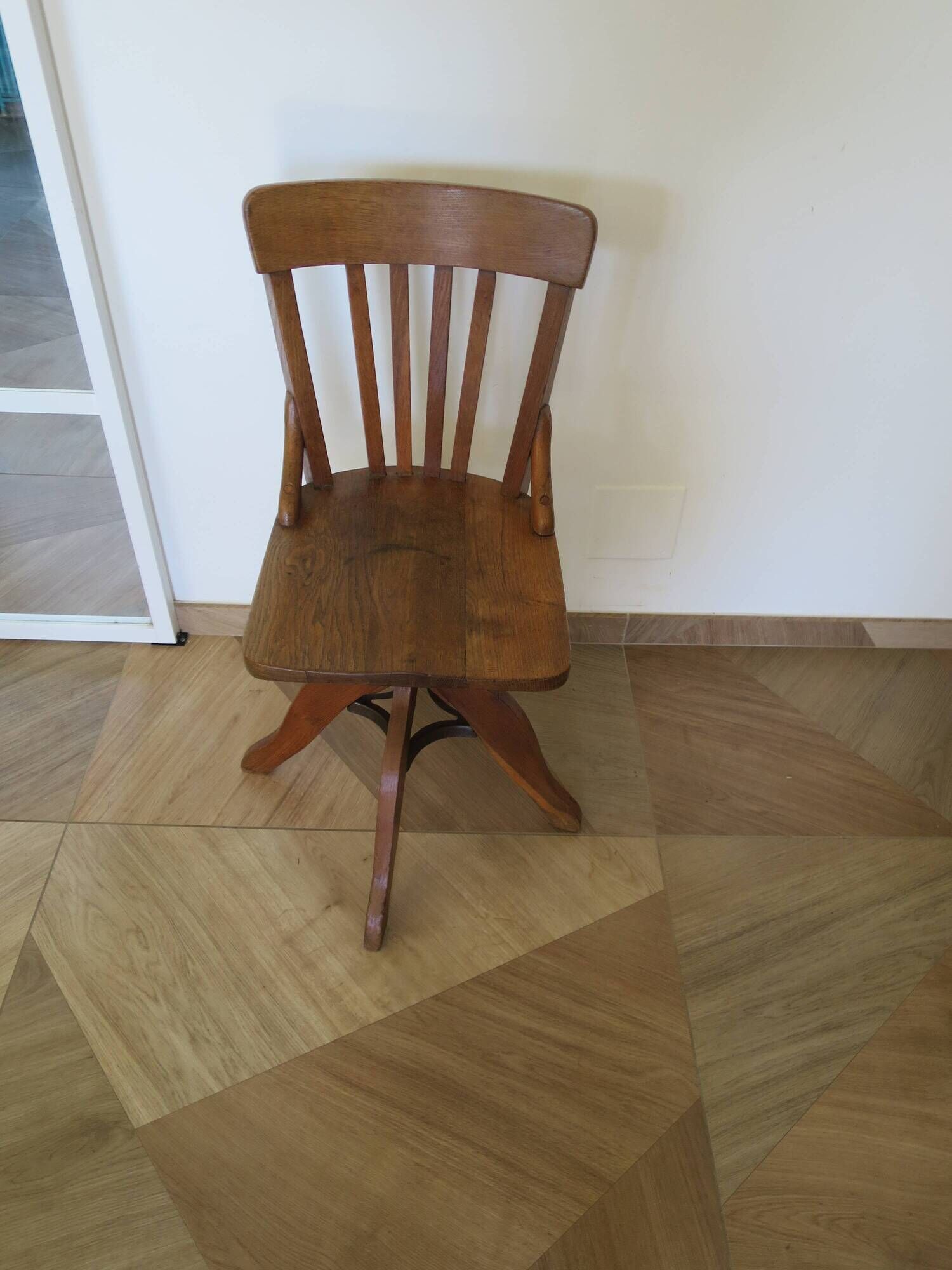 Rare American office chair - wooden - swivel - 50s/60s - child