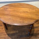 Table with oval shutter in walnut foot turned