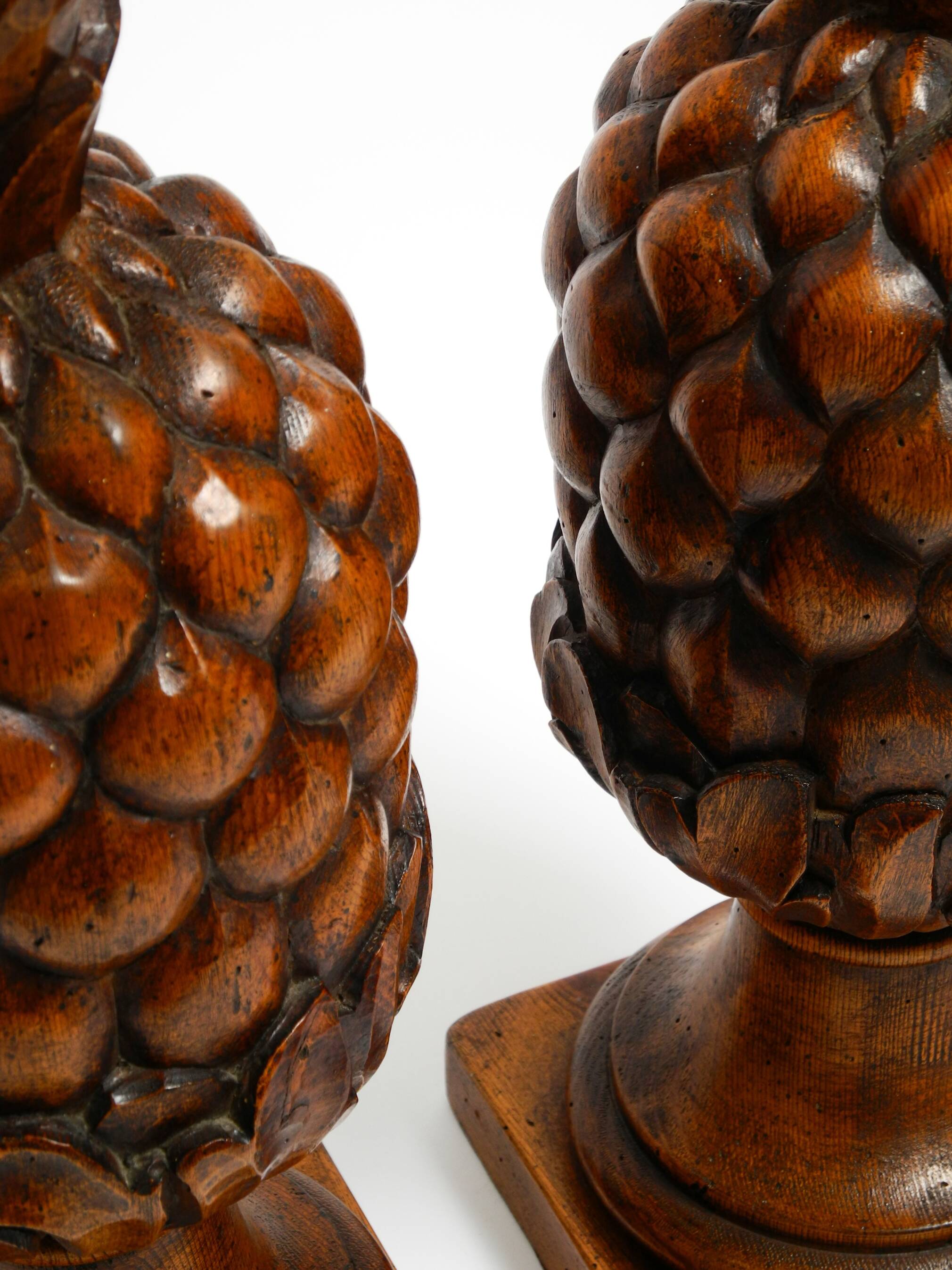 Pair of very decorative large Mid Century Modern "Pineapple" table lamps ma