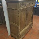 Parisian oak side board