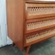 Commode vintage rotin pieds compas
