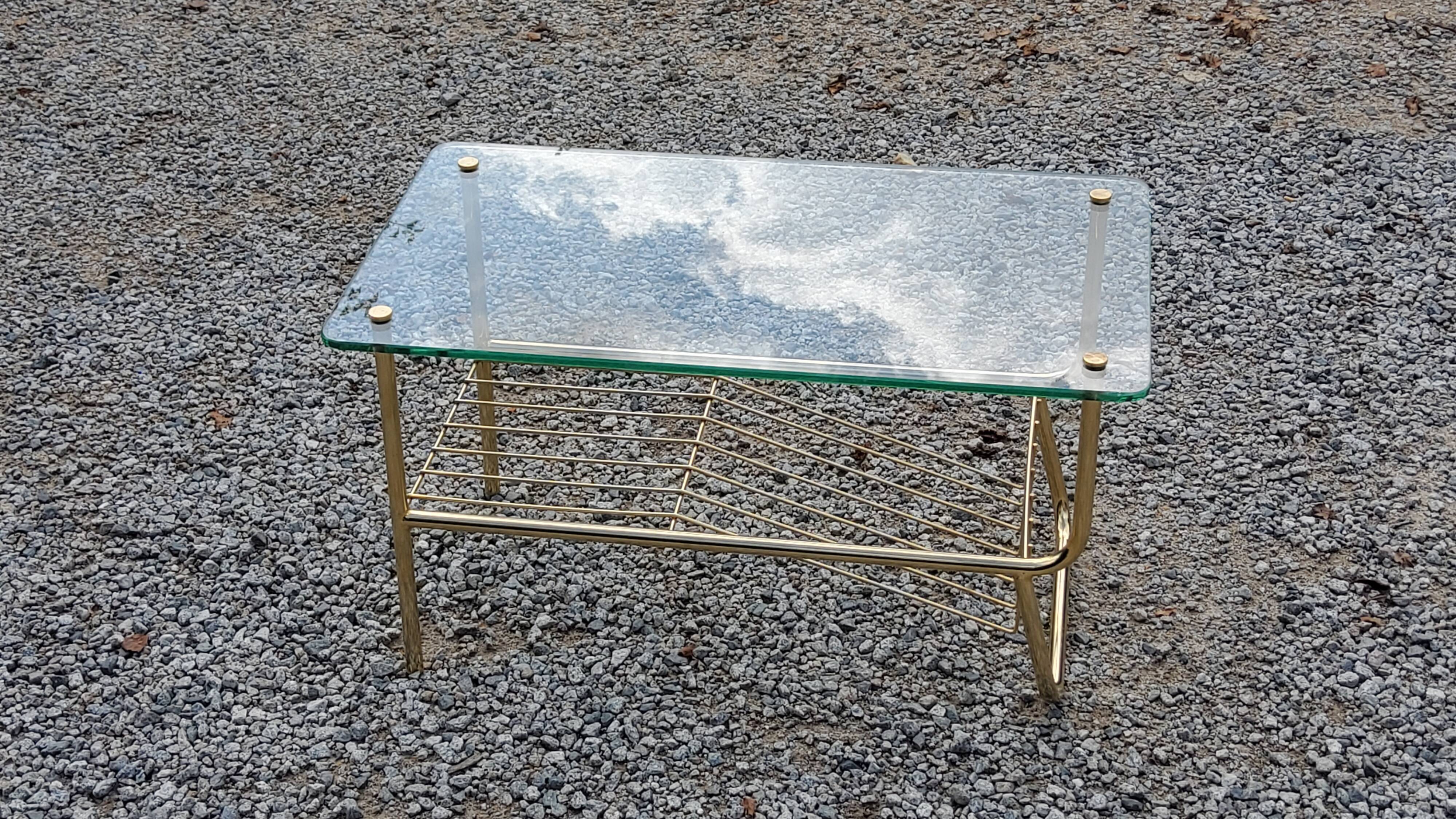 Coffee table from the 60s top glass base metal gilded