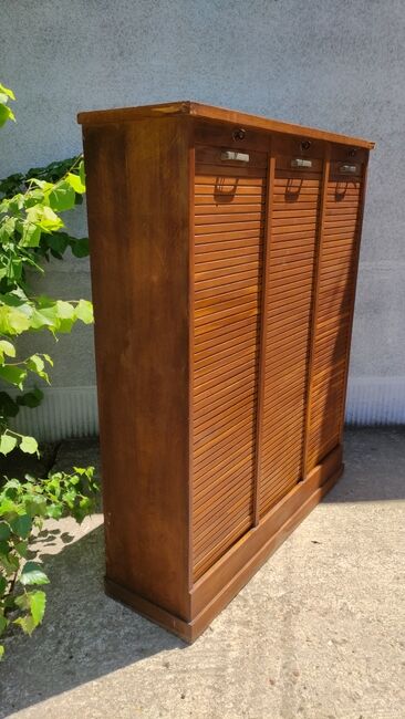 Filing cabinet, triple curtain furniture