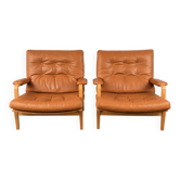Pair of Ingrid model armchairs in beech and leather by Bruno Mathsson for Dux Ingrid Lounge Chairs, Denmark, 1960.