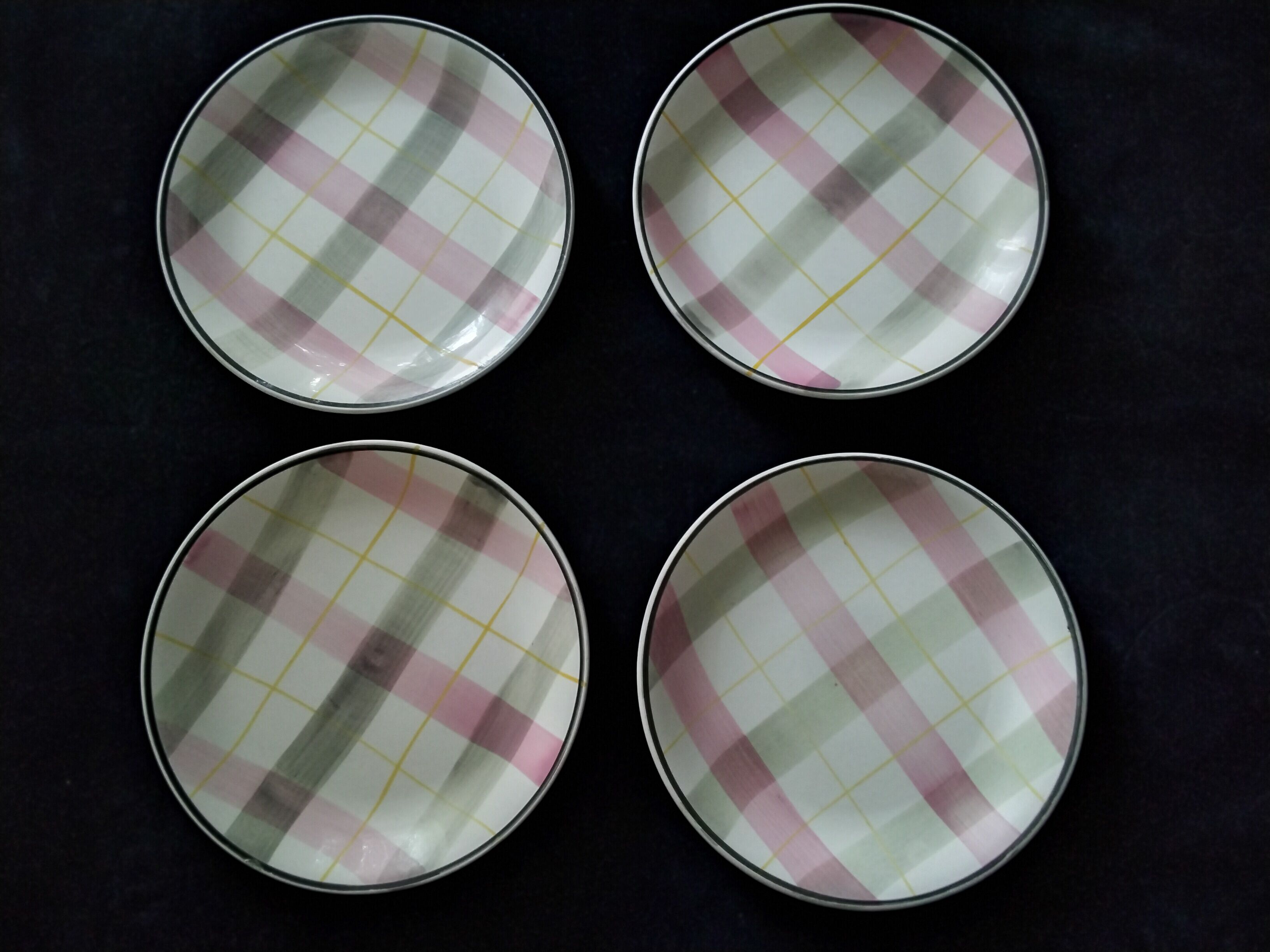Set of 4 Digoin Sarreguemines flat plates