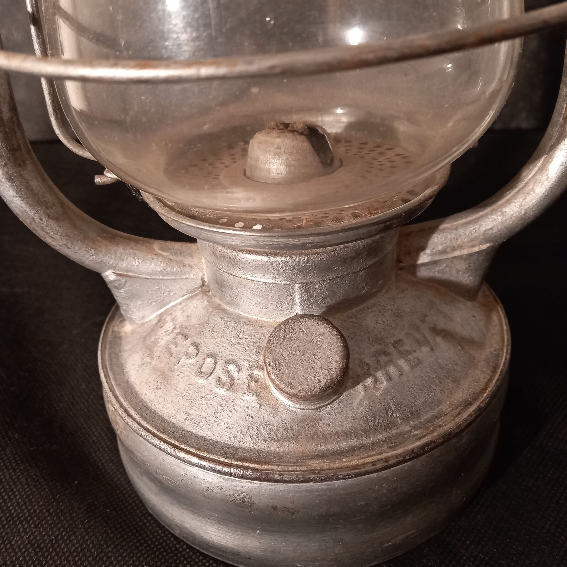 Oil storm lamp Lelf brand