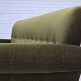 Canapé danois 3 places des années 1970, velours d'ameublement vert, pieds en bois de frêne.