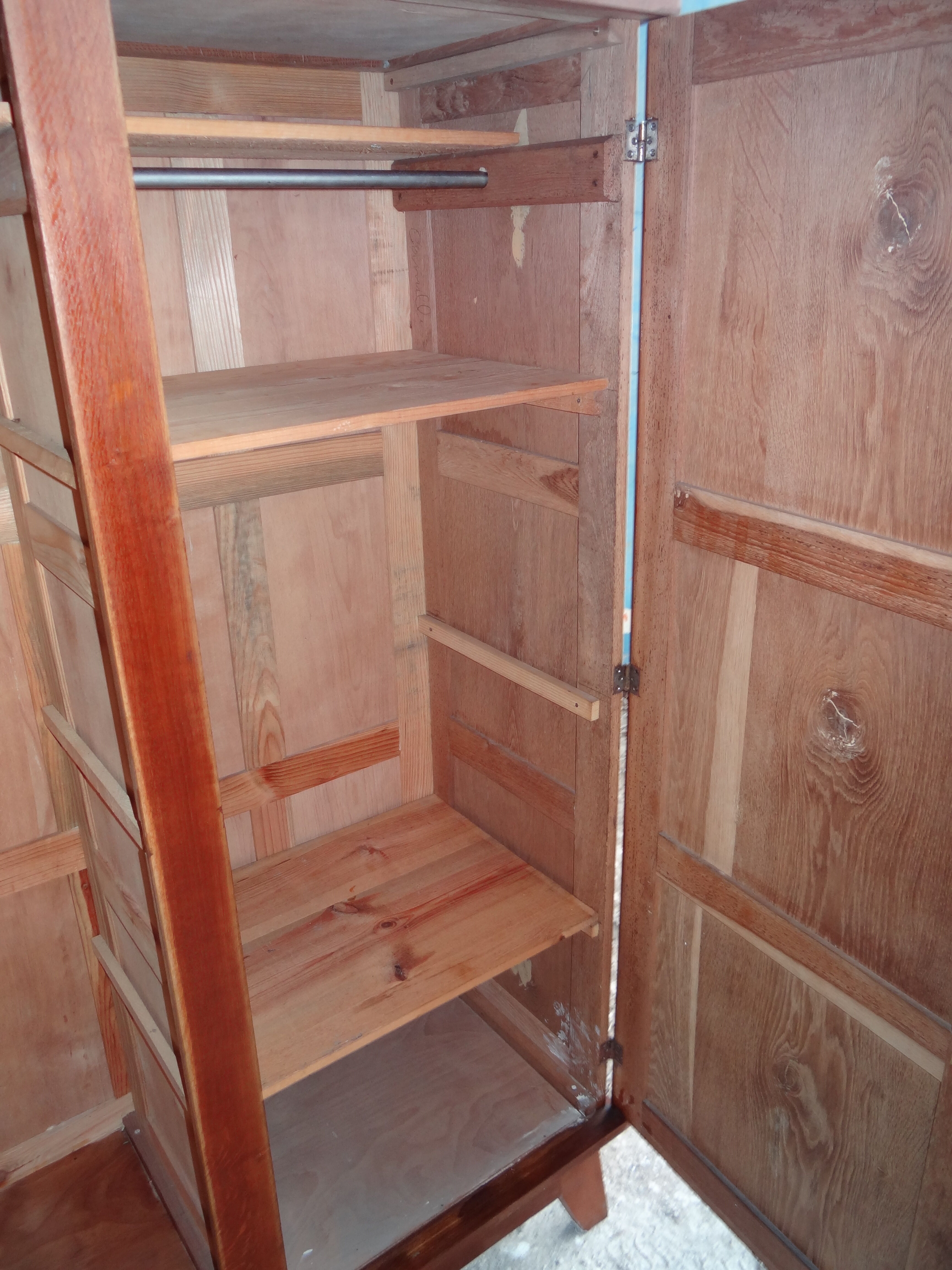 Armoire penderie par René Gabriel