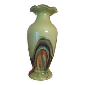 Petit vase opaline tons verts 1980