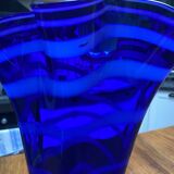 vase mouchoir bleu cobalt