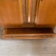 Armoire chêne et rotin vintage