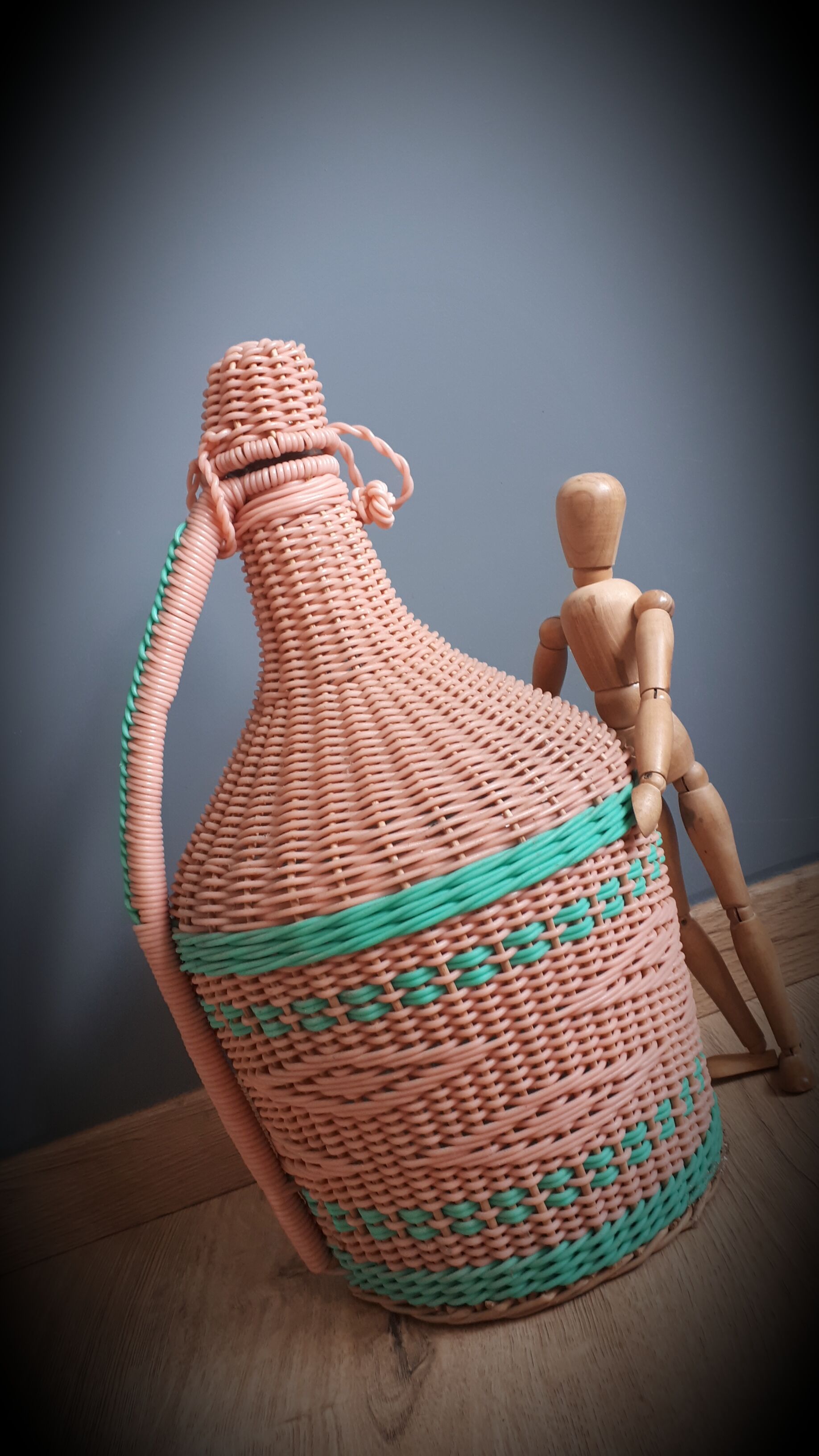 Bottle 6L scoubidou pink