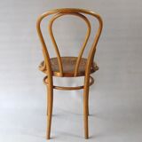 Vienna bistro chair N°18 wood-curved by KOHN, 1910 wooden seat,