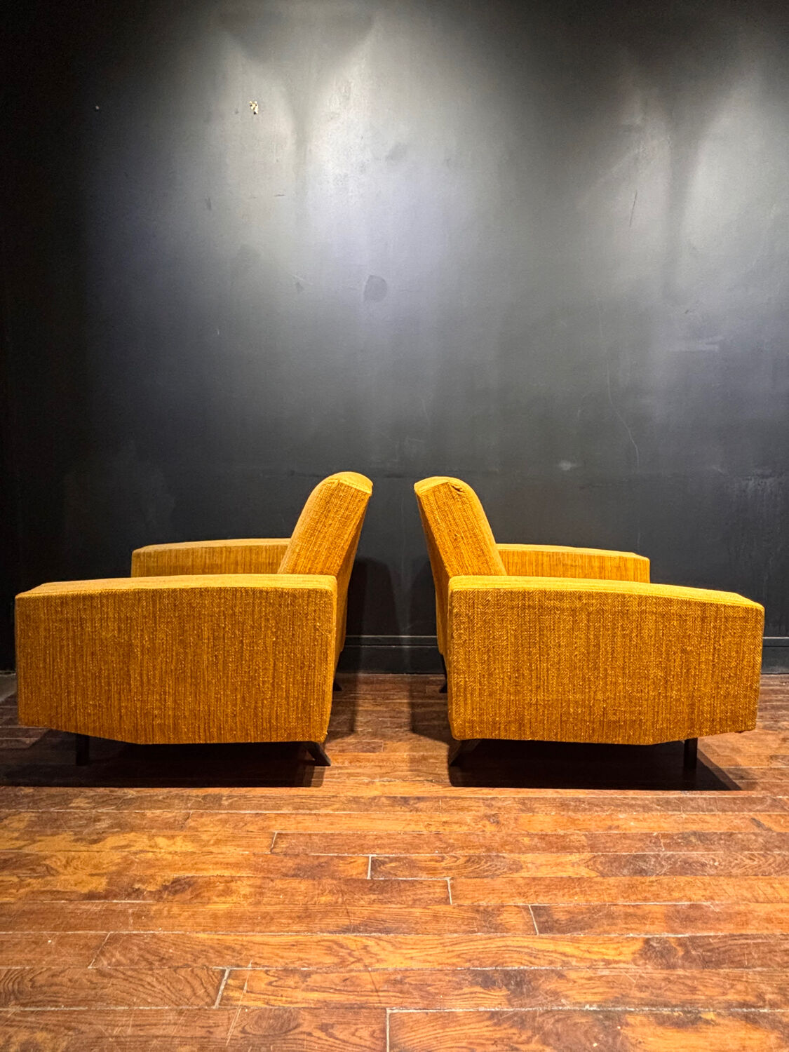 Pair of vintage mustard yellow armchairs – 1970s design