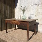 Farm table