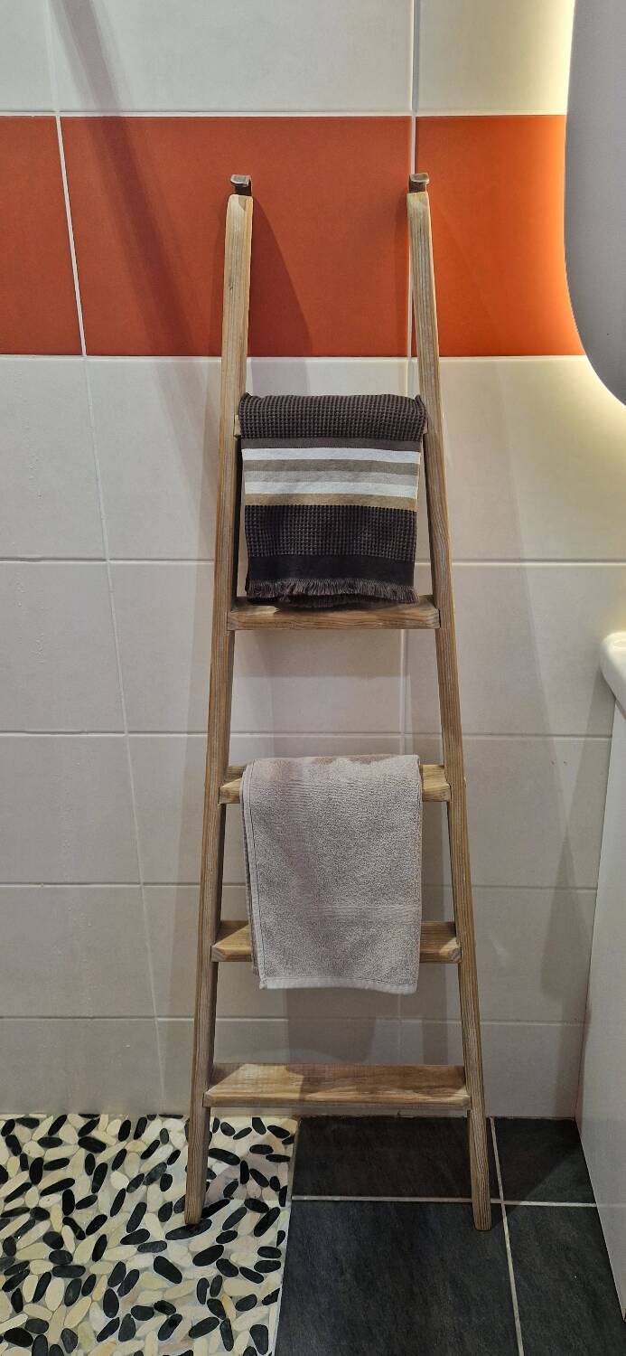 Vintage pine towel rack shelf ladder