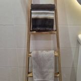 Vintage pine towel rack shelf ladder