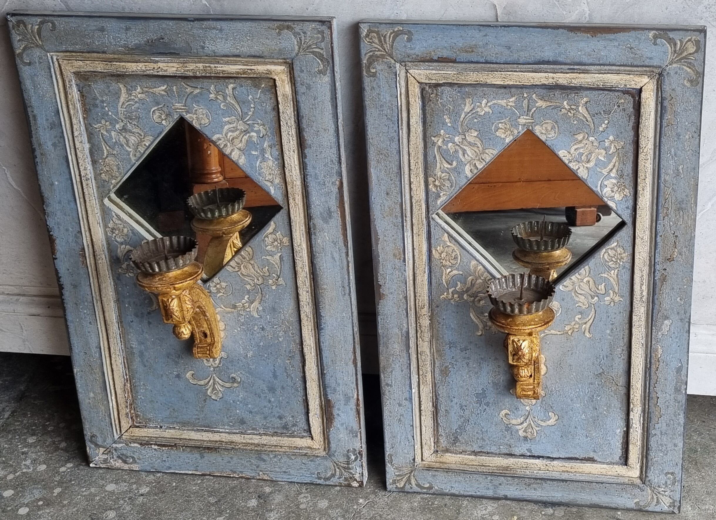 Pair of mirror, wall lamp