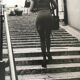 Photographie graphique 90: femme, escalier.