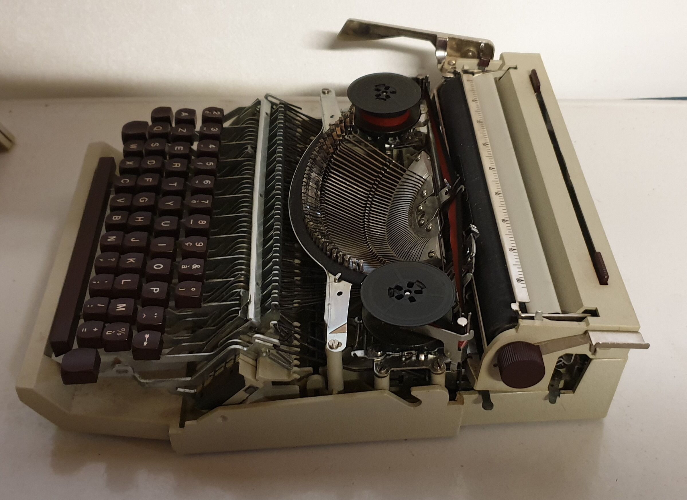 Typewriter Lisa 30 (Antares)