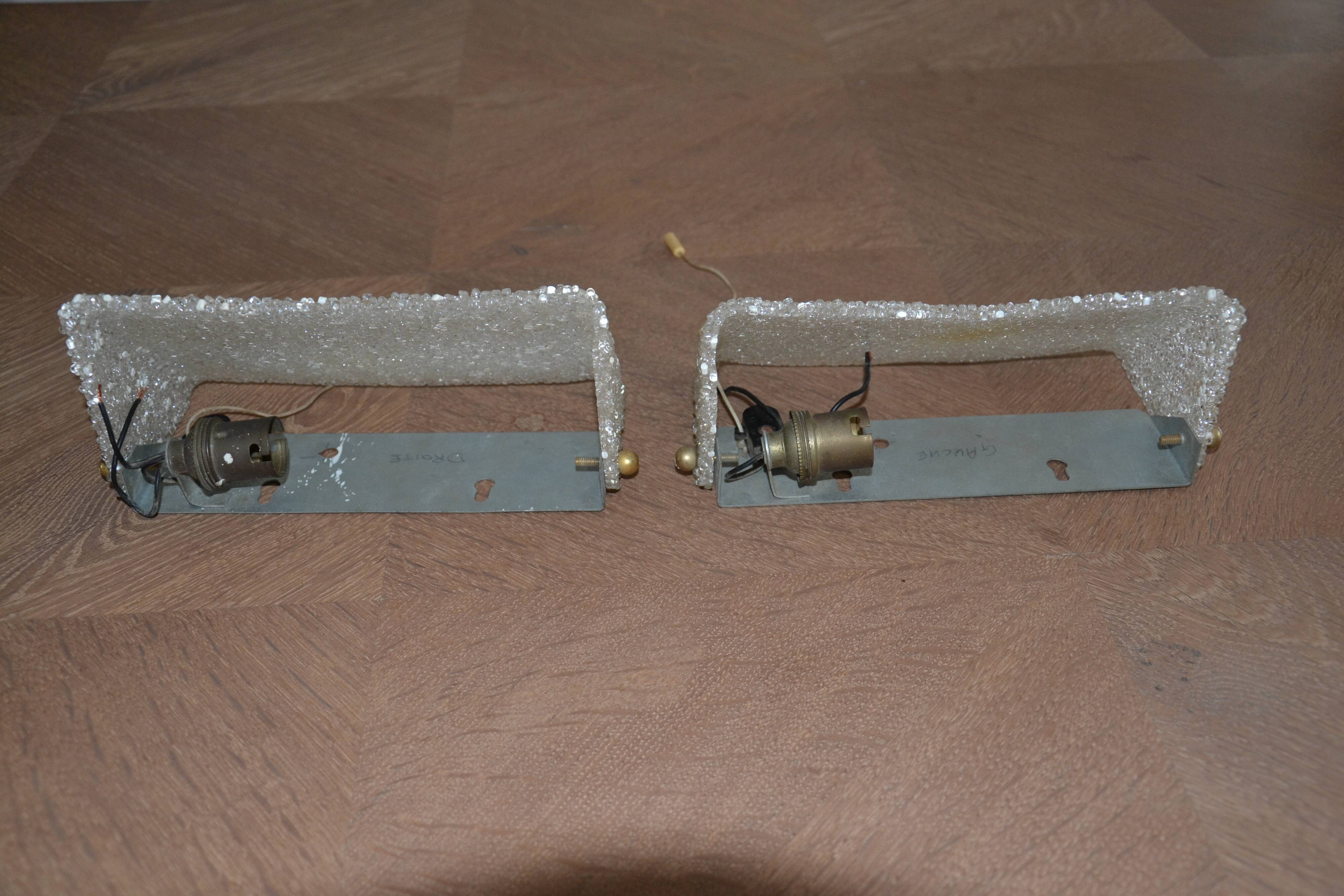 2 wall sconces in perspex, 1950s-60s