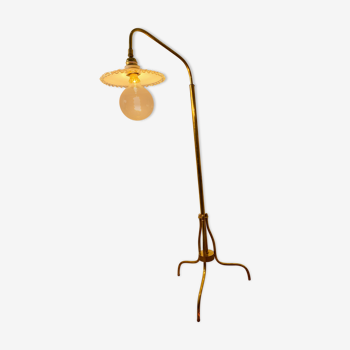 Lampadaire avec abat jour en opaline