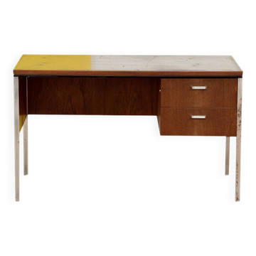 Scandinavian Desk