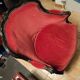 Fauteuil cabriolet style Louis XV - Velours rouge et bois noir