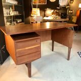 Desk year 50