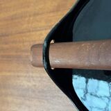 Black enamelled cast iron pot with a teak handle in mid-century style by Timo Sarpaneva for Rosenlew of Finland, 1960s.