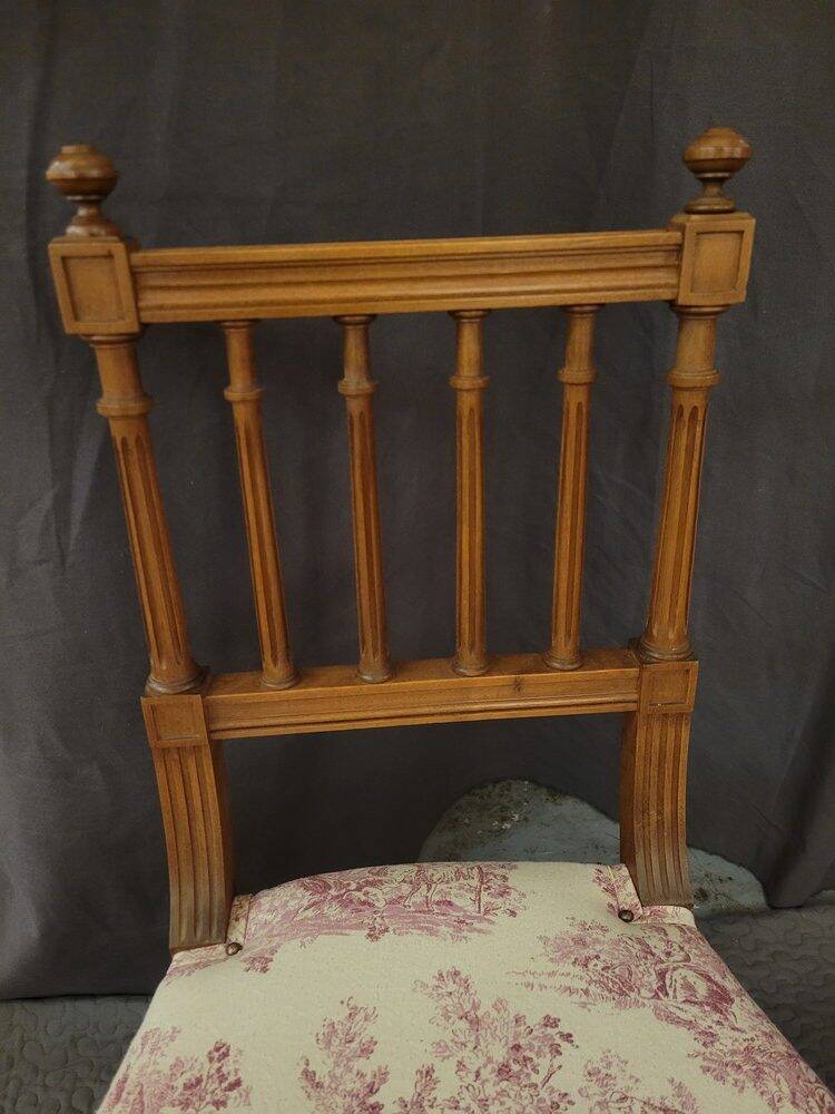 Pair of Louis XVI bedroom chairs