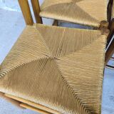 Lot de quatre chaises vintage