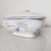Dish with porcelain lid decoration blue flowers
