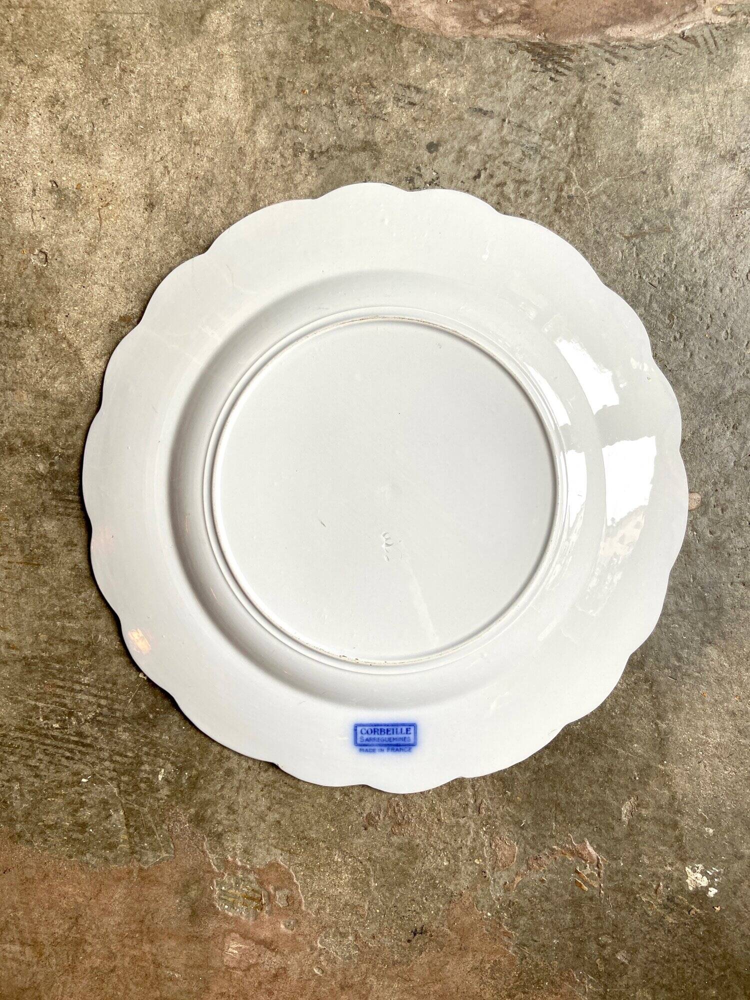 Sarreguemines round dish in blue earthenware, "Basket" service