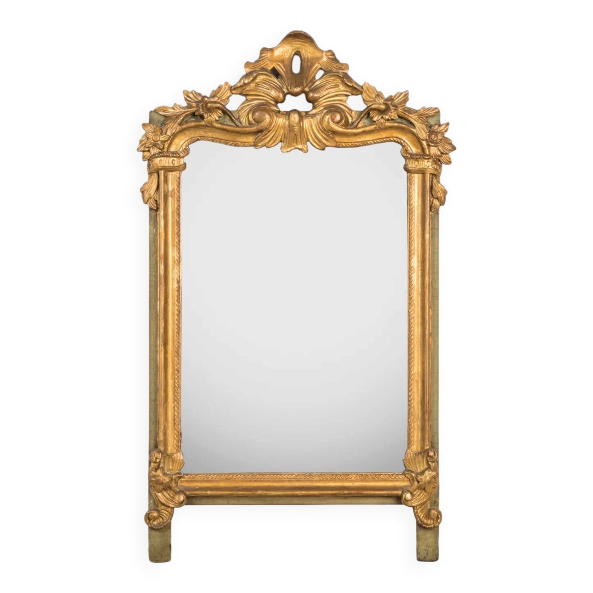 Antique flowered mirror from the 19th century.
