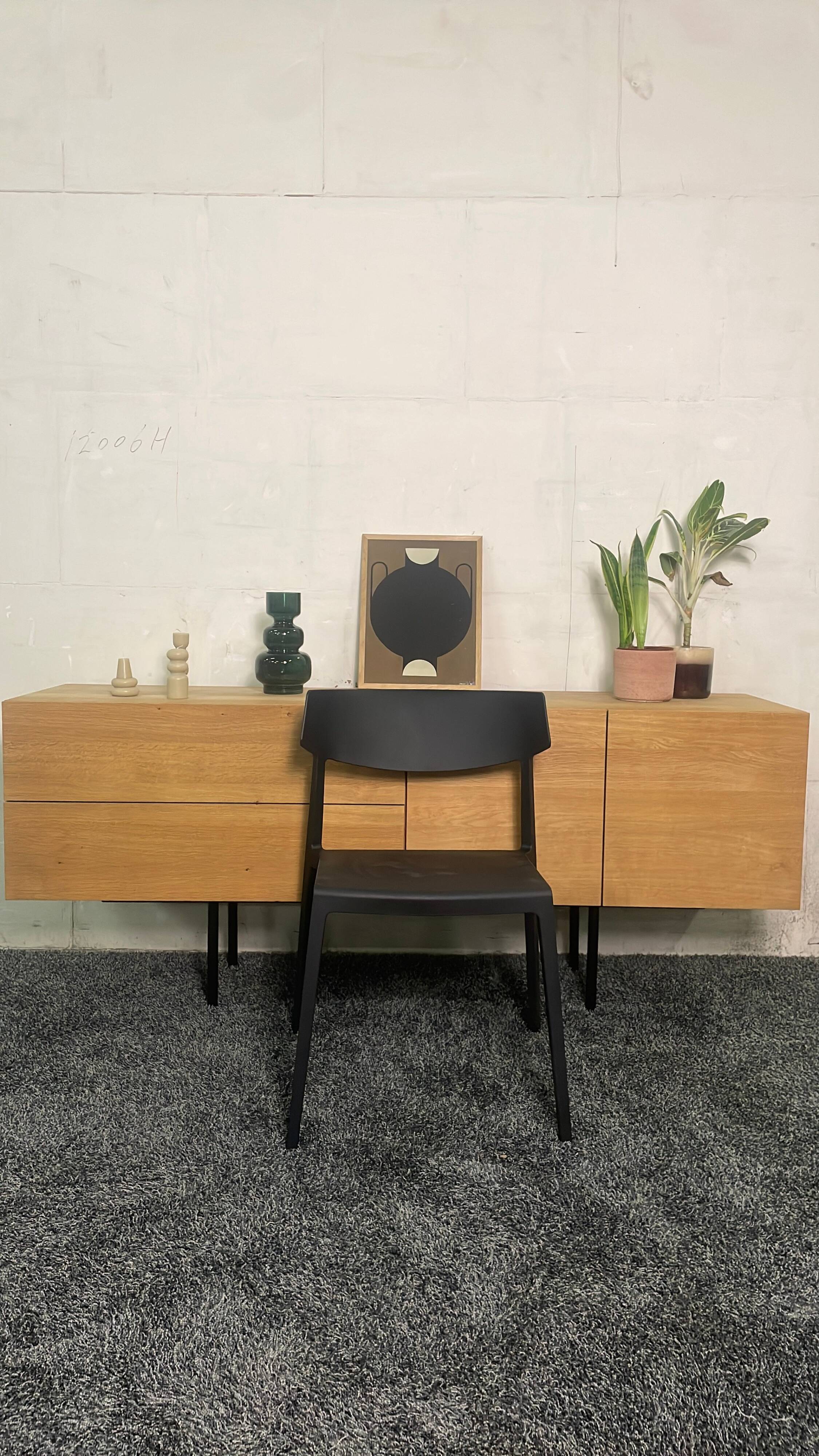 Actiu Wing Black Armchair
