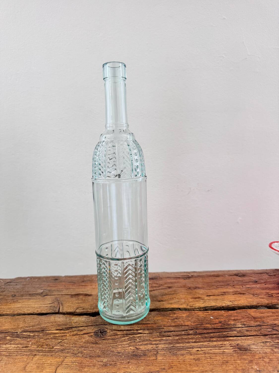 Clear cut glass bottle/carafe