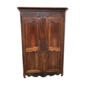 Armoire Louis XV du Poitou époque XIXème en noyer