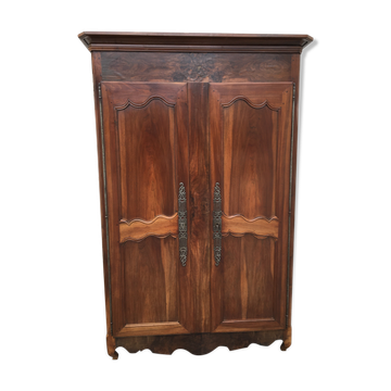 Wardrobe Louis XV Poitou from XIXth in walnut