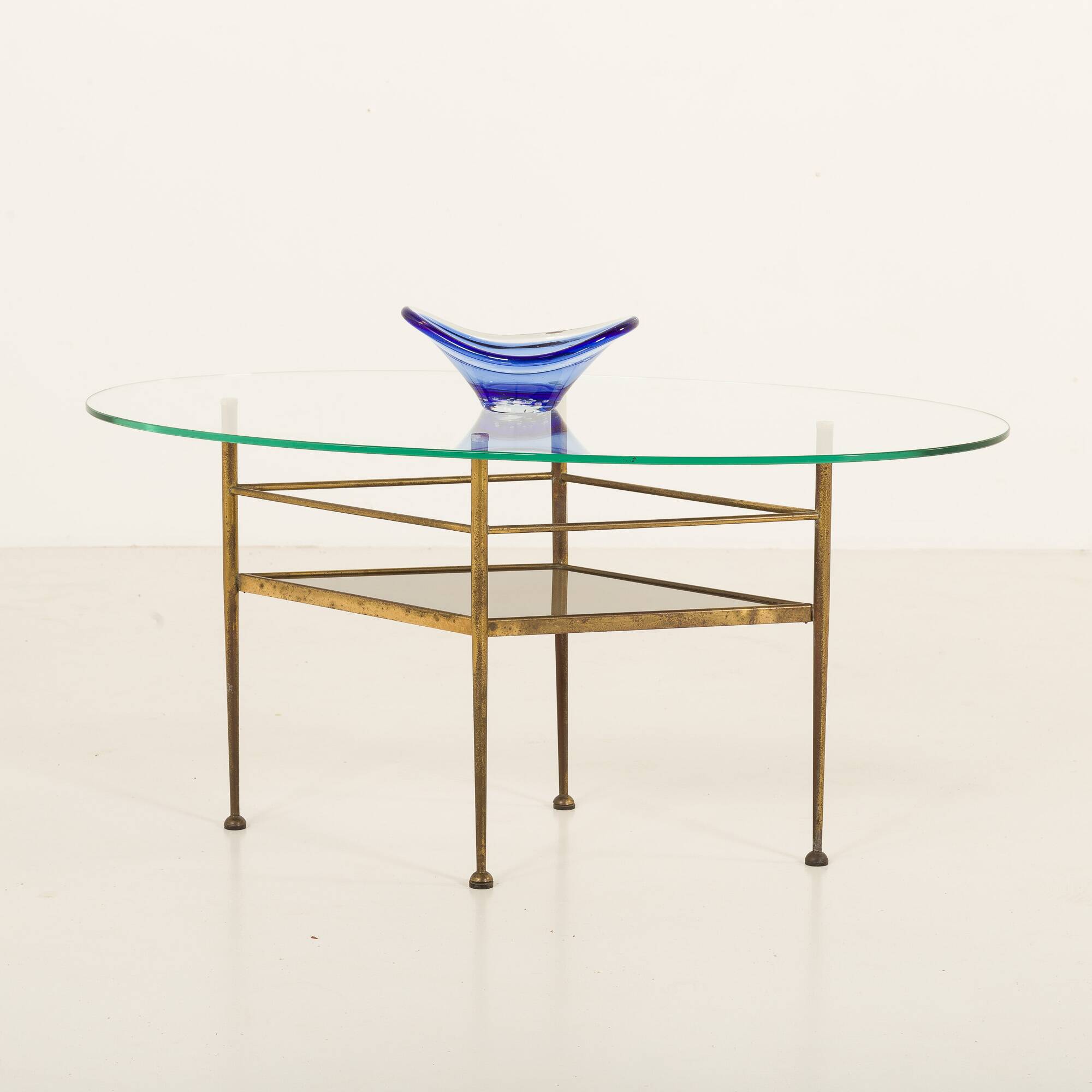 Table en verre et laiton de style italien des années 1970, inspirée par Gio Ponti.