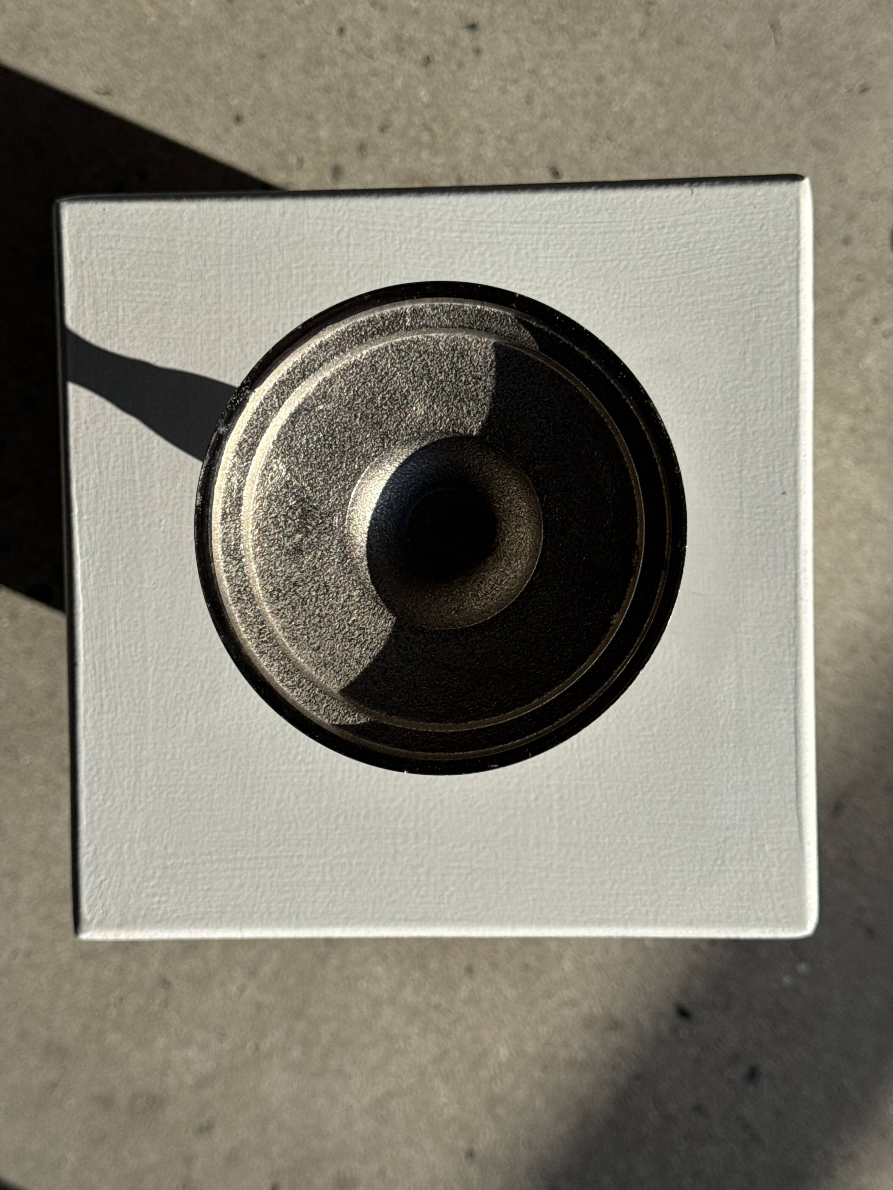 Small shiny silver-plated candlestick H11 D13